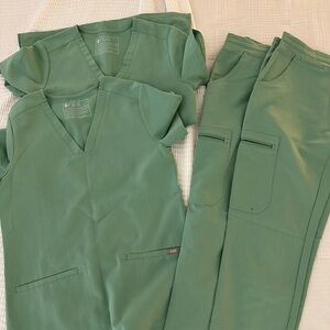 Figs Women's Jade Scrub Pants and Top Sets